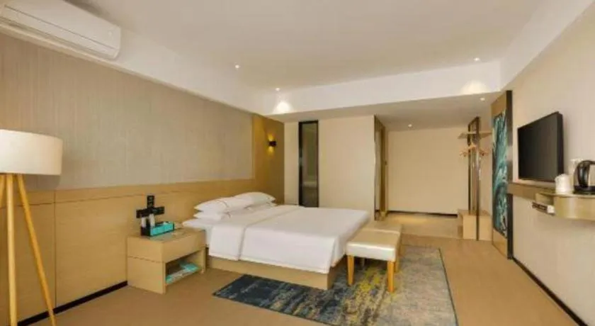 Bed in City Comfort Inn Liuzhou Wuxing Walking Street Zhonghuan Tower