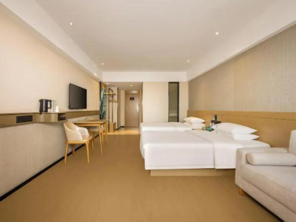 Bed in City Comfort Inn Liuzhou Wuxing Walking Street Zhonghuan Tower