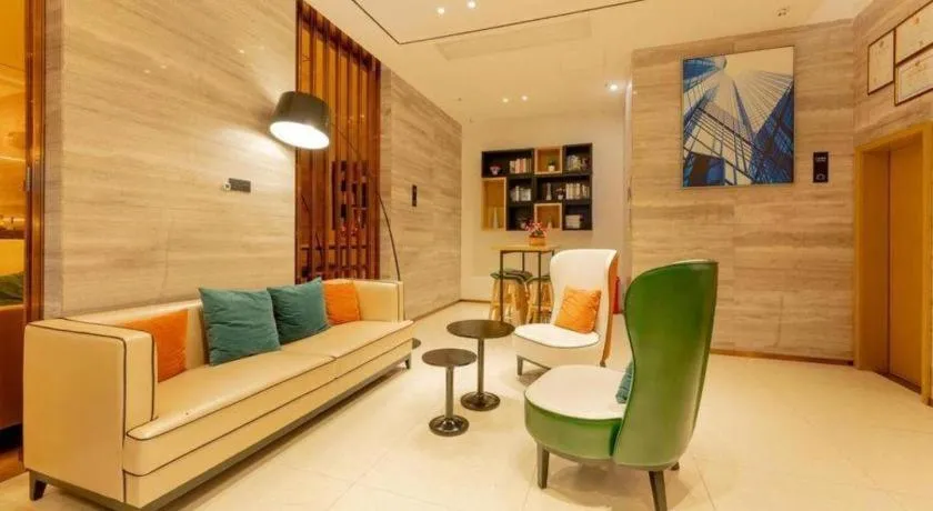 City Comfort Inn Liuzhou Wuxing Walking Street Zhonghuan Tower