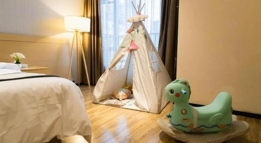 Bed in City Comfort Inn Liuzhou Wuxing Walking Street Zhonghuan Tower