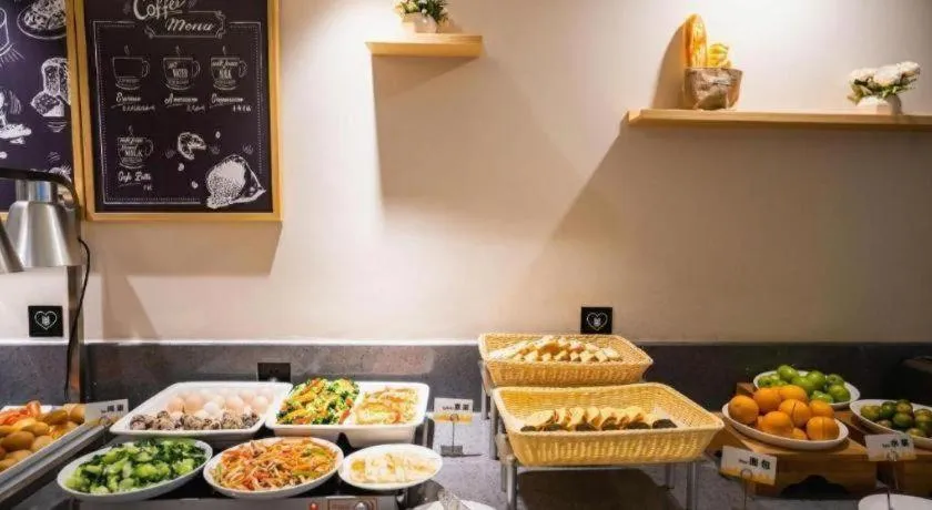 City Comfort Inn Liuzhou Wuxing Walking Street Zhonghuan Tower