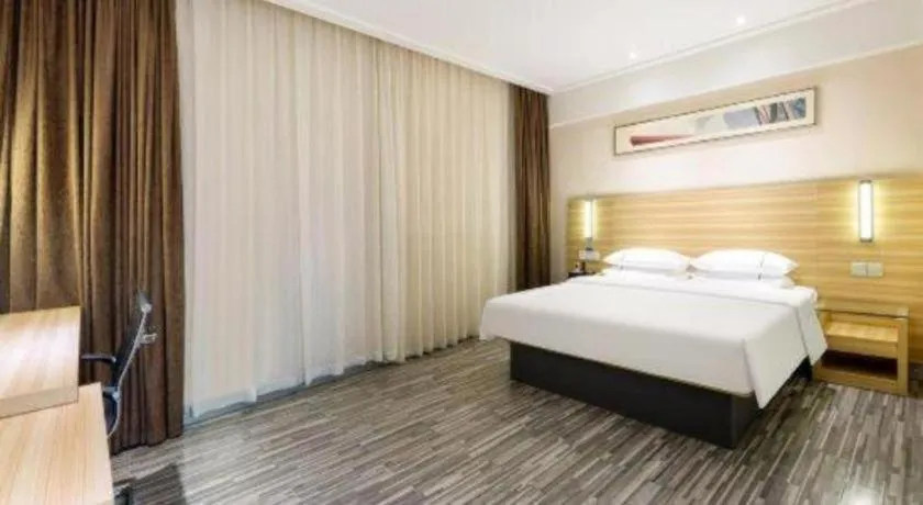 Bed in City Comfort Inn Baise Jingxi Caifu Plaza
