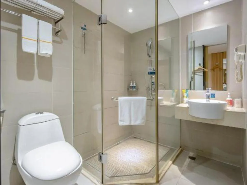 City Comfort Inn Baise Jingxi Caifu Plaza