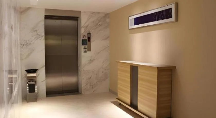 City Comfort Inn Baise Jingxi Caifu Plaza