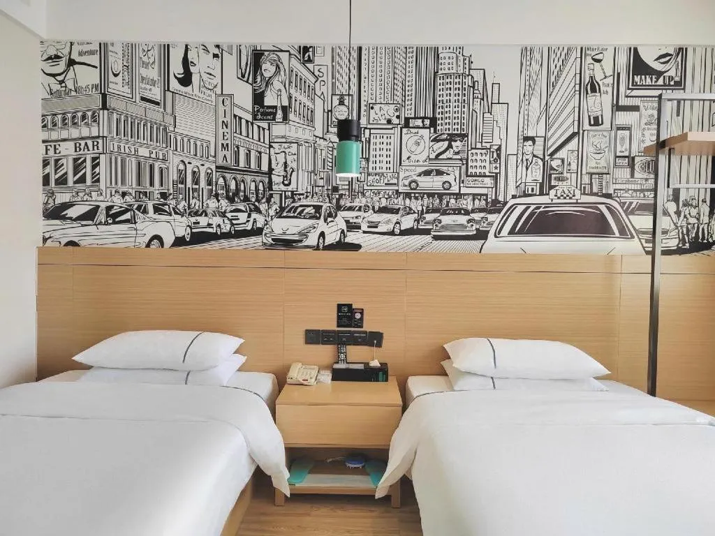 Bed in City Comfort Inn Xiaogan Xiaochang Bus Passenger Station