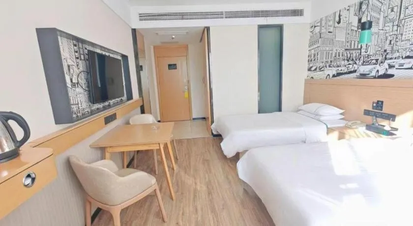 Bed in City Comfort Inn Xiaogan Xiaochang Bus Passenger Station