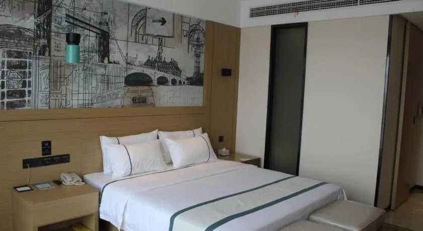 Bed in City Comfort Inn Xiaogan Xiaochang Bus Passenger Station