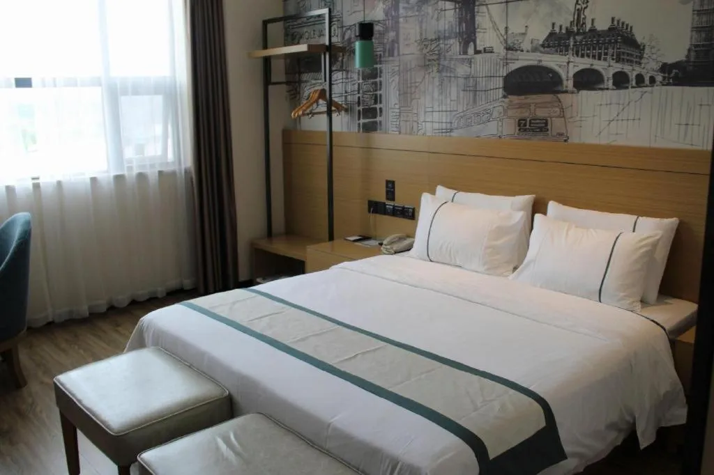 Bed in City Comfort Inn Xiaogan Xiaochang Bus Passenger Station