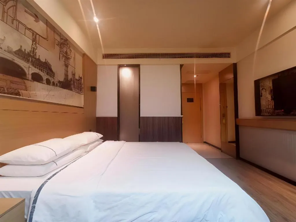 Bed in City Comfort Inn Xiaogan Xiaochang Bus Passenger Station