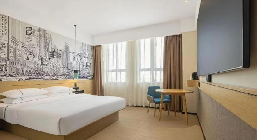 Bed in City Comfort Inn Jinzhou Bohai University Wanda Plaza