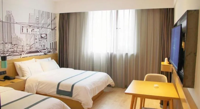 Bed in City Comfort Inn Jinzhou Bohai University Wanda Plaza