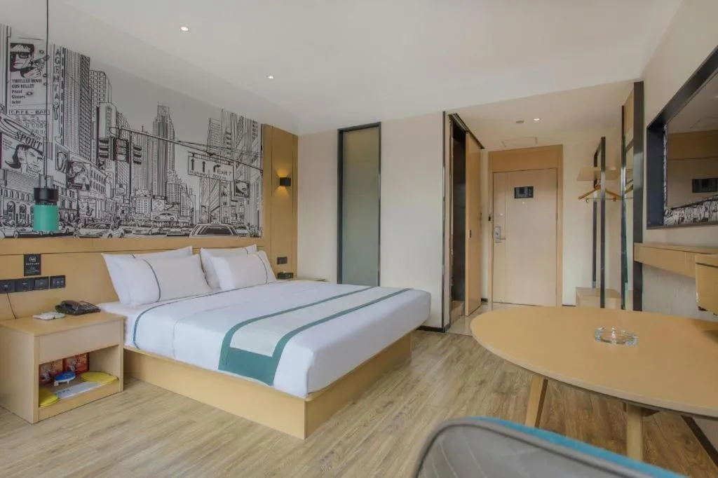 Bed in City Comfort Inn Jinzhou Bohai University Wanda Plaza