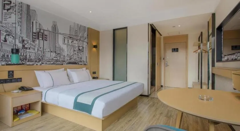 Bed in City Comfort Inn Jinzhou Bohai University Wanda Plaza