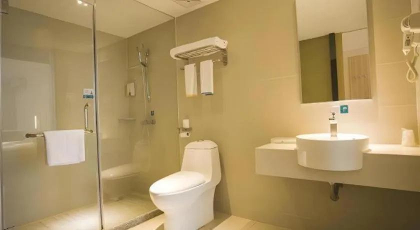 City Comfort Inn Zhanjiang South Railway Station