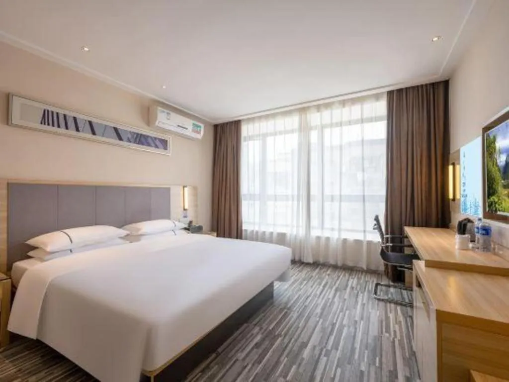 Bed in City Comfort Inn Zhanjiang South Railway Station