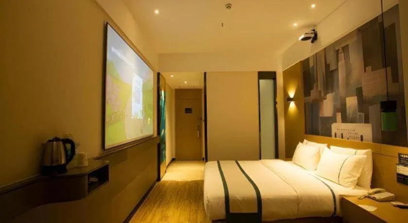 Bed in City Comfort Inn Huanggang Luotian Yishui Waitan