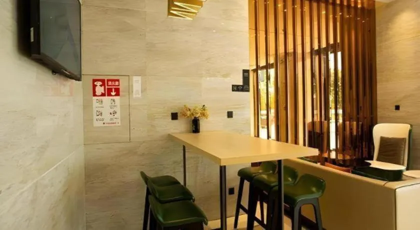 City Comfort Inn Huanggang Luotian Yishui Waitan