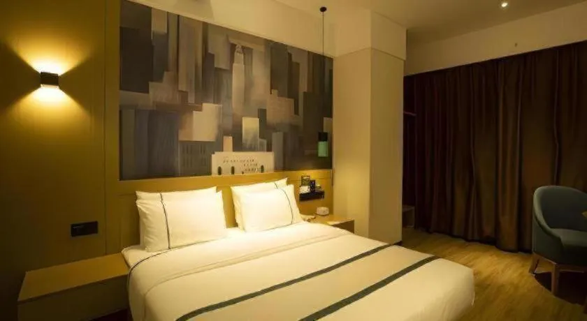 Bed in City Comfort Inn Huanggang Luotian Yishui Waitan