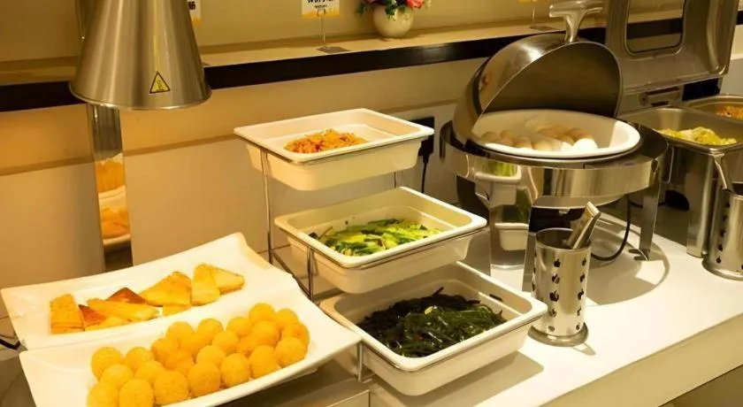 City Comfort Inn Huanggang Luotian Yishui Waitan