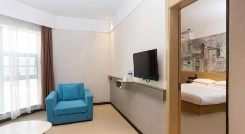 Bed in City Comfort Inn Huanggang Luotian Yishui Waitan