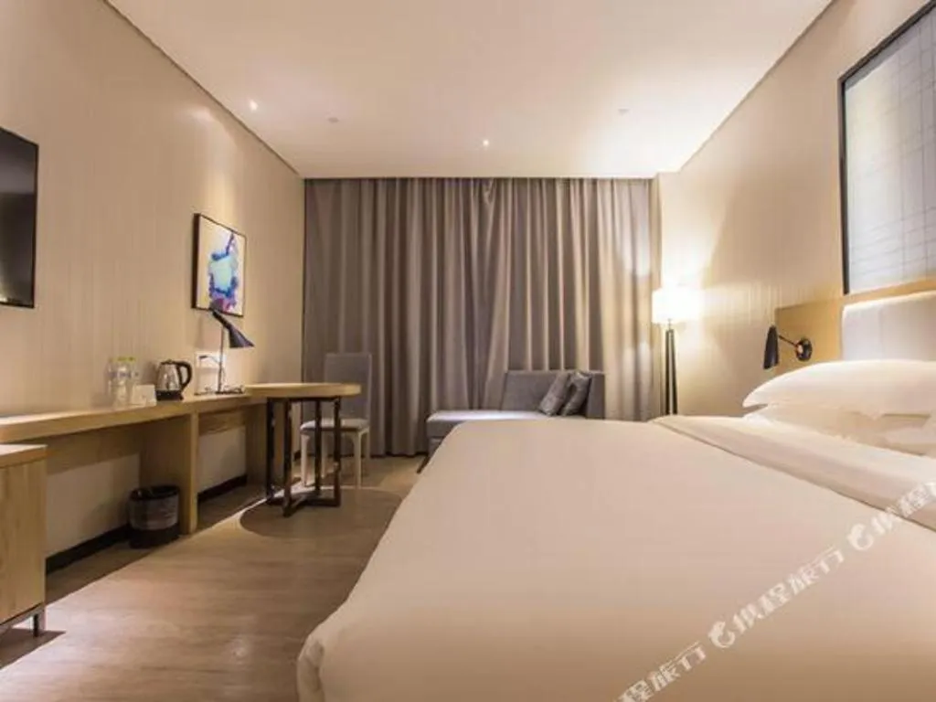 Bed in City Comfort Inn Nanning East Railway Station