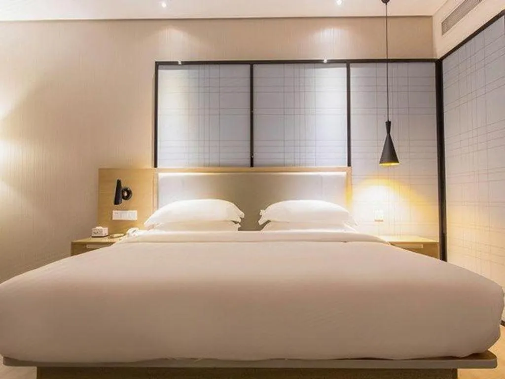 Bed in City Comfort Inn Nanning East Railway Station