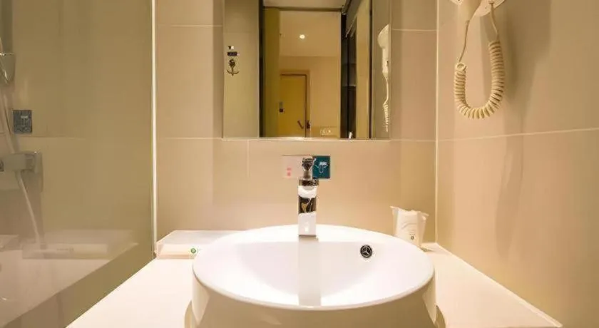 City Comfort Inn Nanning Railway East Station Langdong Bus Station