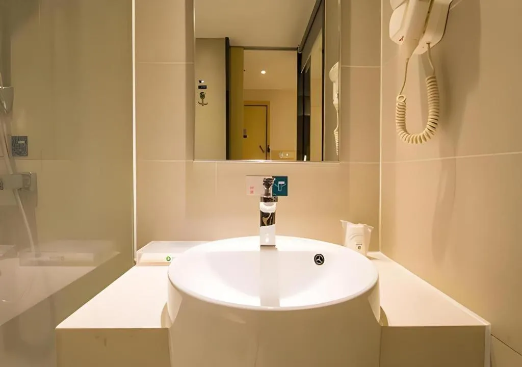 City Comfort Inn Nanning Railway East Station Langdong Bus Station