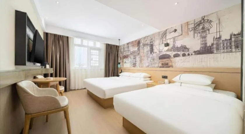 Bed in City Comfort Inn Liuzhou Chengzhong Wanda Haiguan