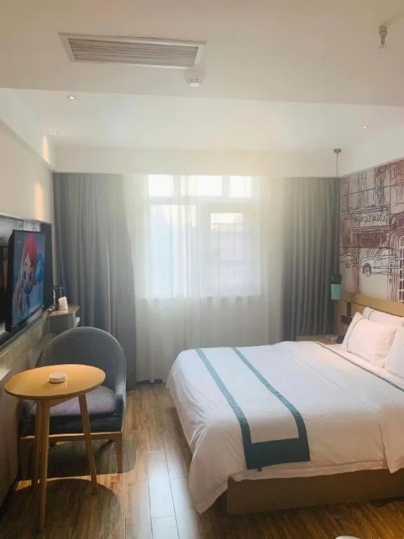 Bed in City Comfort Inn Liuzhou Chengzhong Wanda Haiguan