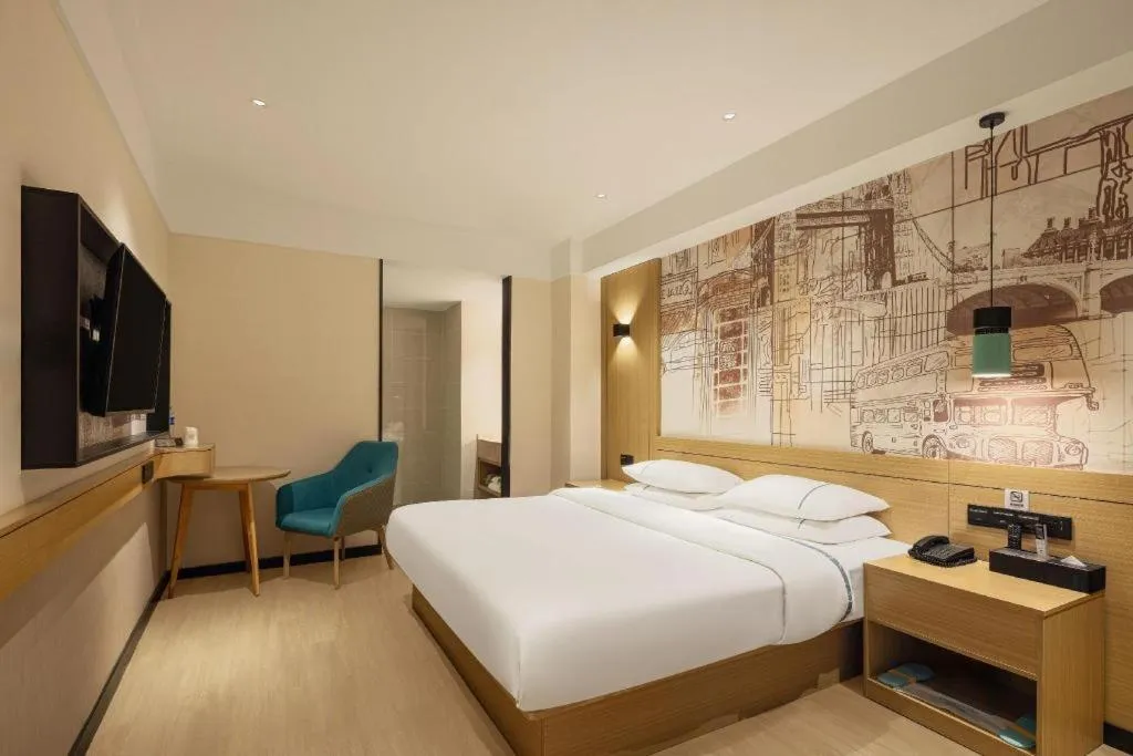 Bed in City Comfort Inn Liuzhou Chengzhong Wanda Haiguan