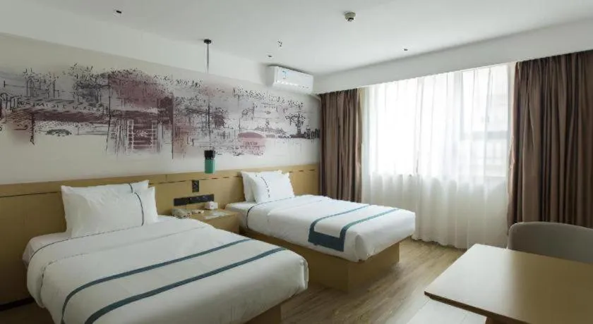 Bed in City Comfort Inn Guigang Hecheng Wanda Plaza