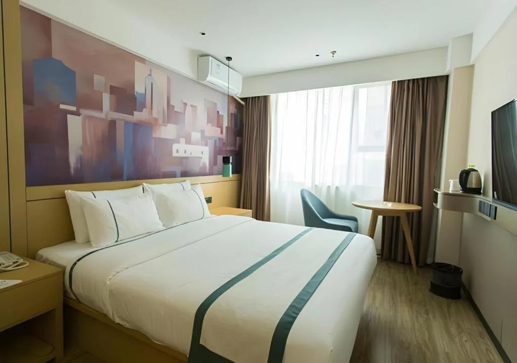 Bed in City Comfort Inn Guigang Hecheng Wanda Plaza