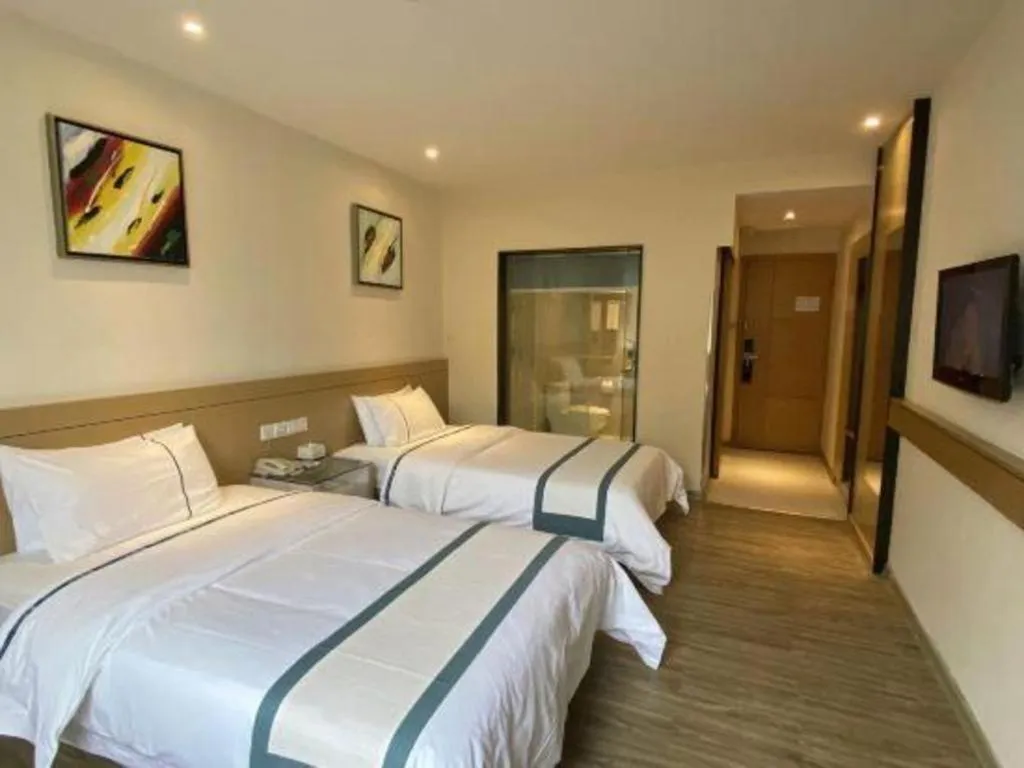 Bed in City Comfort Inn Liuzhou Baisha Bus Station Shengli Barbecue City