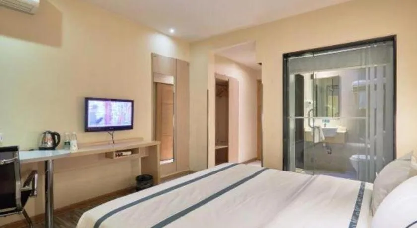 Bed in City Comfort Inn Liuzhou Baisha Bus Station Shengli Barbecue City