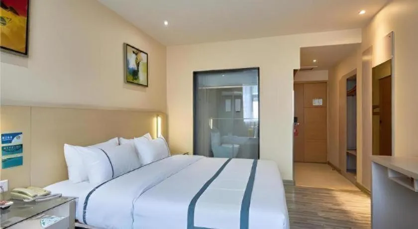 Bed in City Comfort Inn Liuzhou Baisha Bus Station Shengli Barbecue City