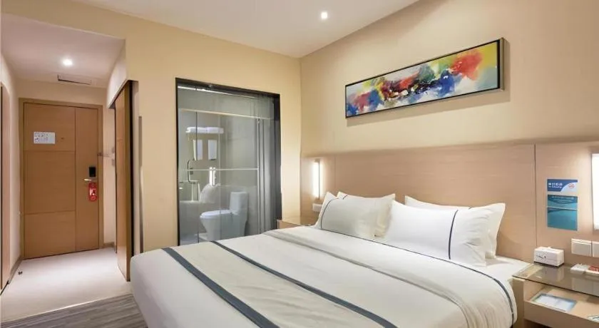 Bed in City Comfort Inn Liuzhou Baisha Bus Station Shengli Barbecue City