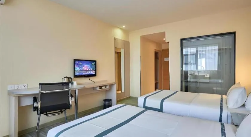 Bed in City Comfort Inn Liuzhou Baisha Bus Station Shengli Barbecue City