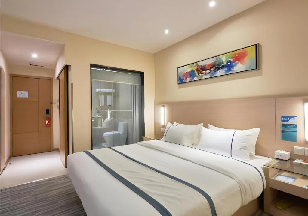 Bed in City Comfort Inn Liuzhou Baisha Bus Station Shengli Barbecue City