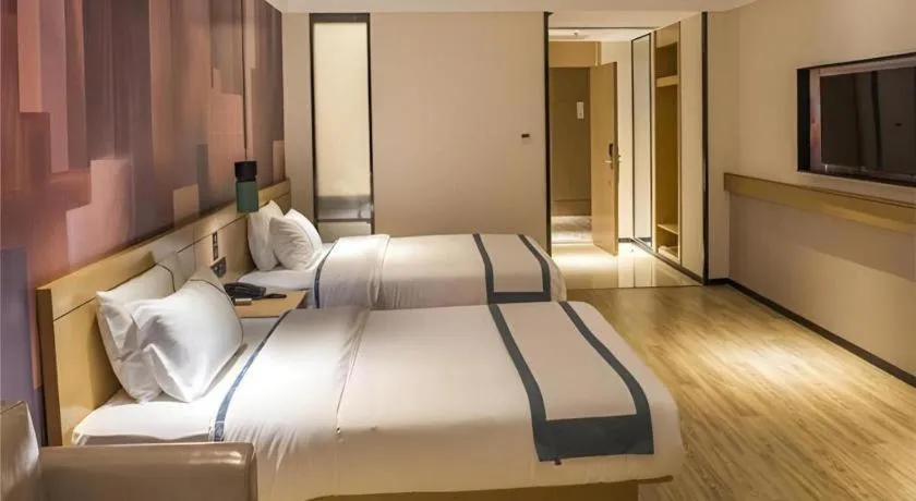 Bed in City Comfort Inn Guilin City Hall