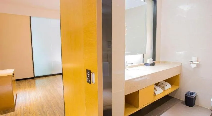 Bed in City Comfort Inn Guilin City Hall