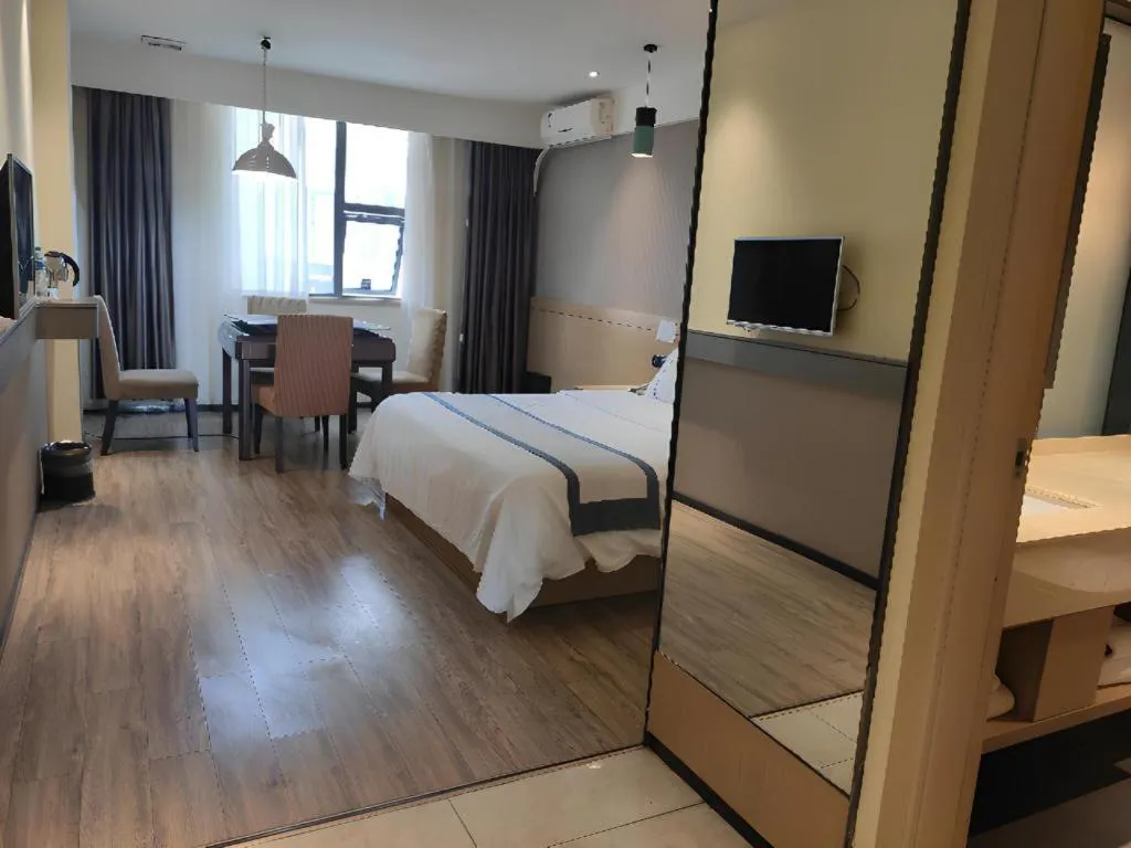 Bed in City Comfort Inn Jiangxia Wuchang University of Technology