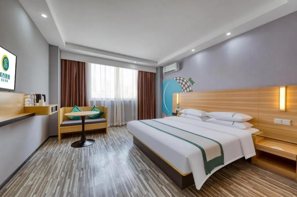 Bed in City Comfort Inn Huizhou Danshui High-speed Railway Huiyang Station
