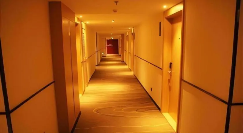 City Comfort Inn Shenyang Railway Station Taiyuan Street Wanda Plaza