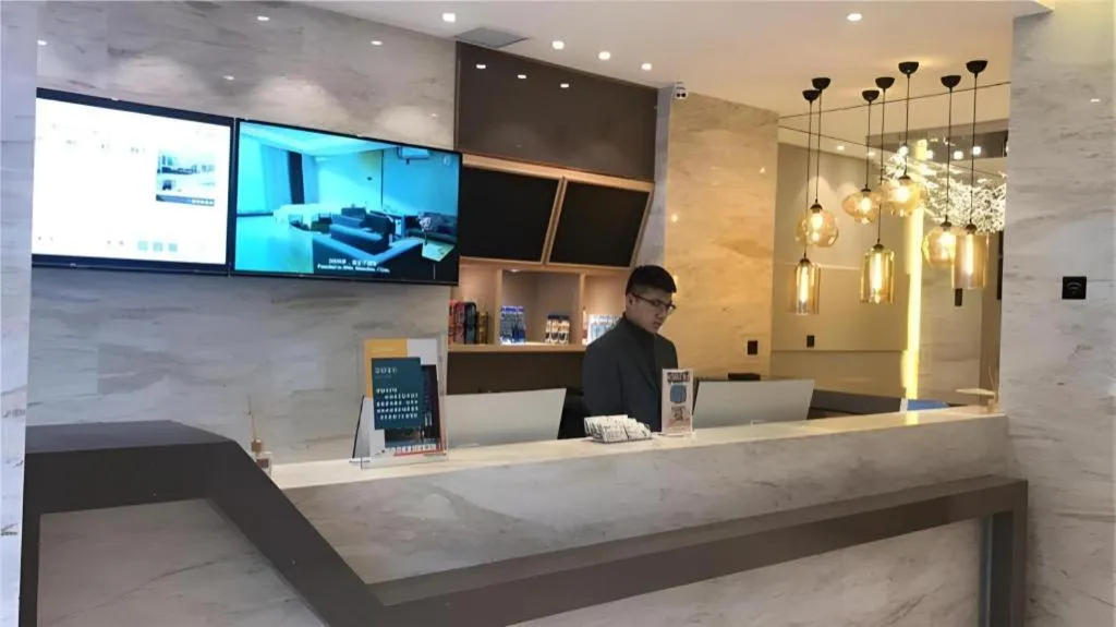 City Comfort Inn Zhoukou City Chuanhui District Huanghe Road