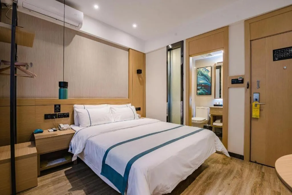 Bed in City Comfort Inn Zhoukou City Chuanhui District Huanghe Road