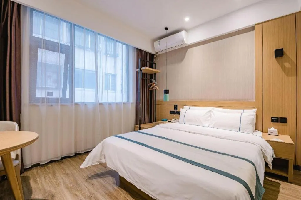 Bed in City Comfort Inn Zhoukou City Chuanhui District Huanghe Road