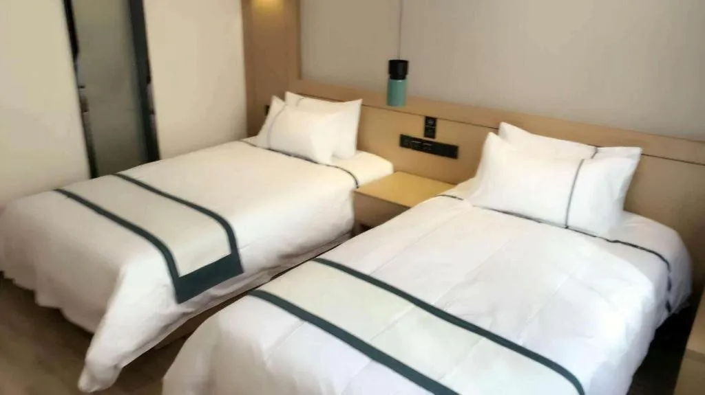 Bed in City Comfort Inn Zhoukou City Chuanhui District Huanghe Road