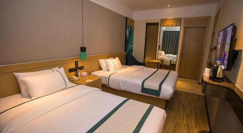 Bed in City Comfort Inn Wuhan Daxueyuan Road Qingfeng Villa