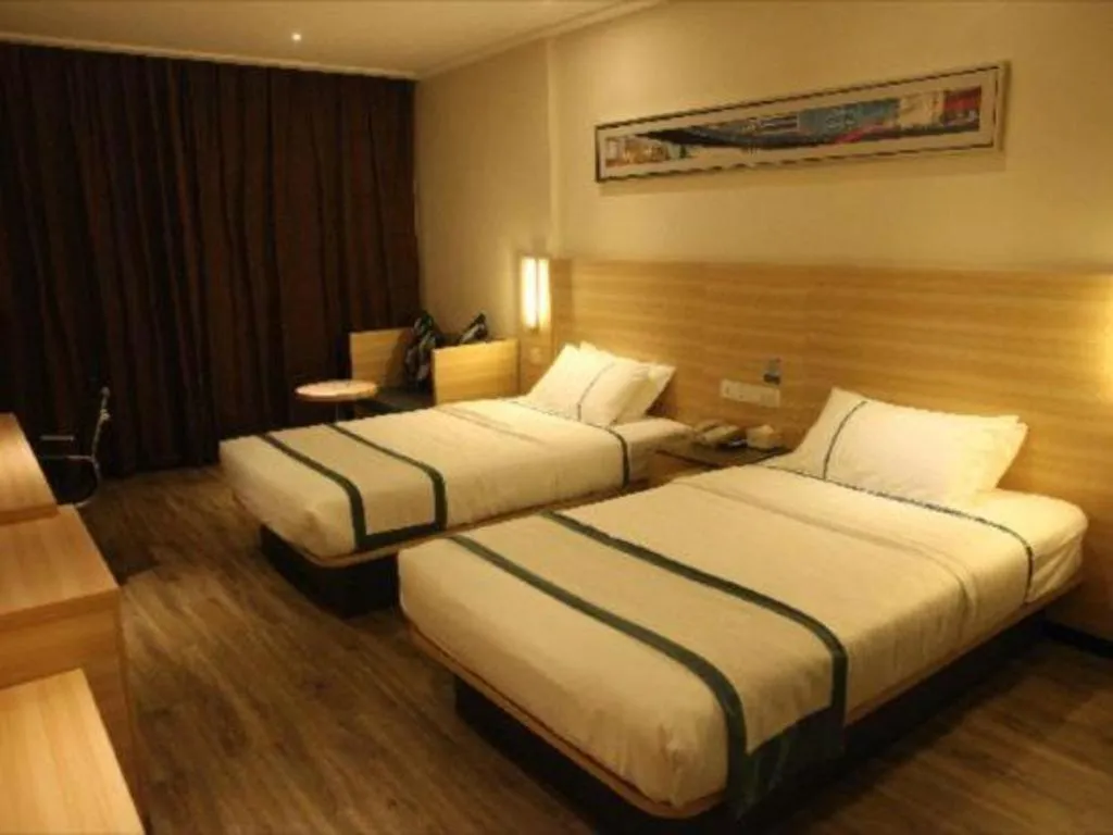 Bed in City Comfort Inn Tianmen East Lake Wanda Plaza